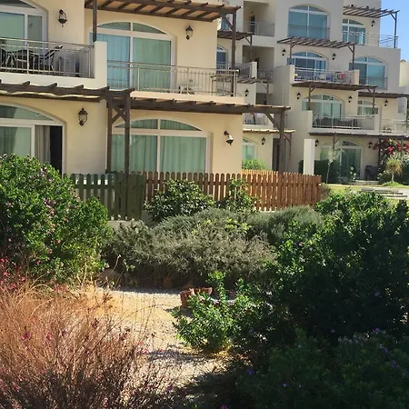Апартаменты Aphrodite Beachfront