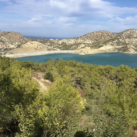 Apartment Aphrodite Beachfront Ghaziveran