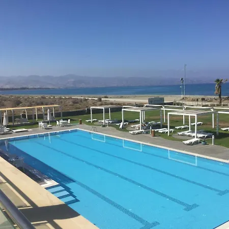 Апартаменты Aphrodite Beachfront *
