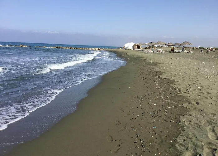 아파트 Aphrodite Beachfront *