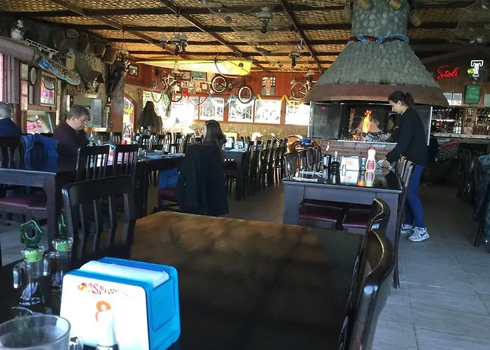 דירה Aphrodite Beachfront Ghaziveran