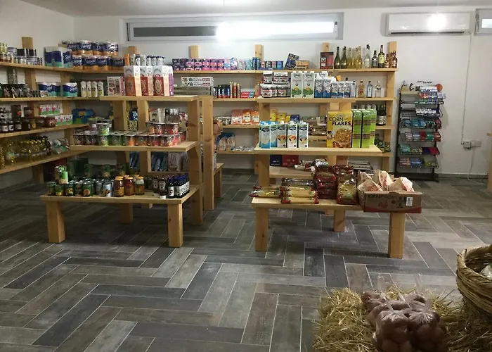 דירה Aphrodite Beachfront *