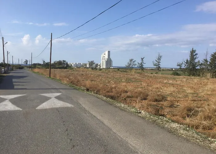 דירה Aphrodite Beachfront *