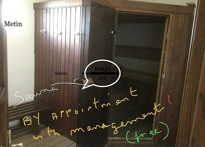 Aphrodite Beachfront דירה *