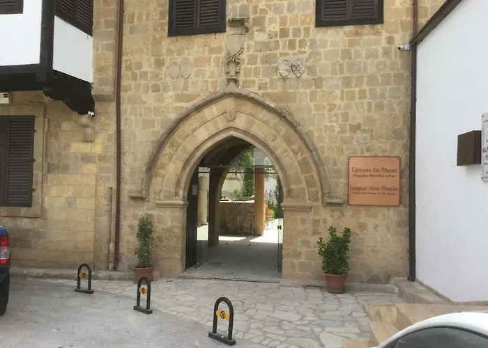 Aphrodite Beachfront * Ghaziveran