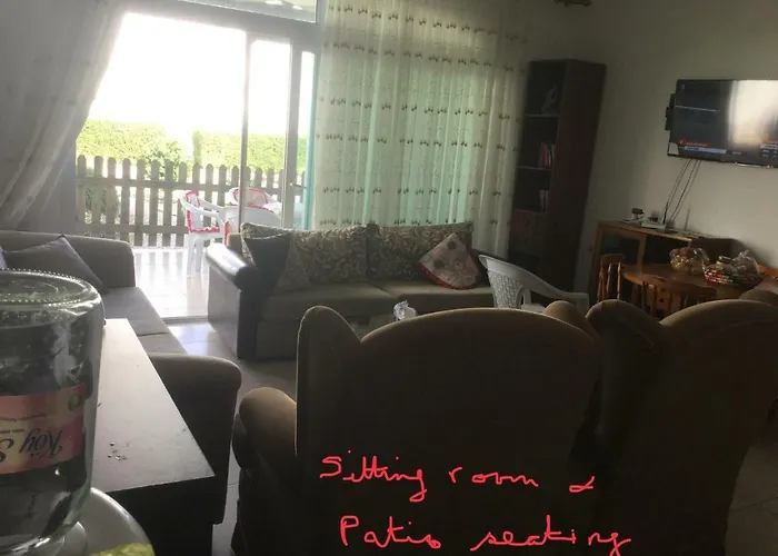 דירה Aphrodite Beachfront *