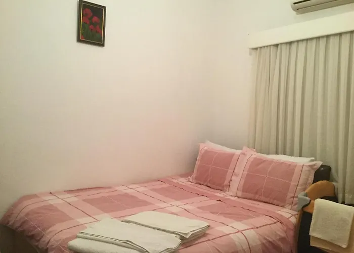 Aphrodite Beachfront Apartmán